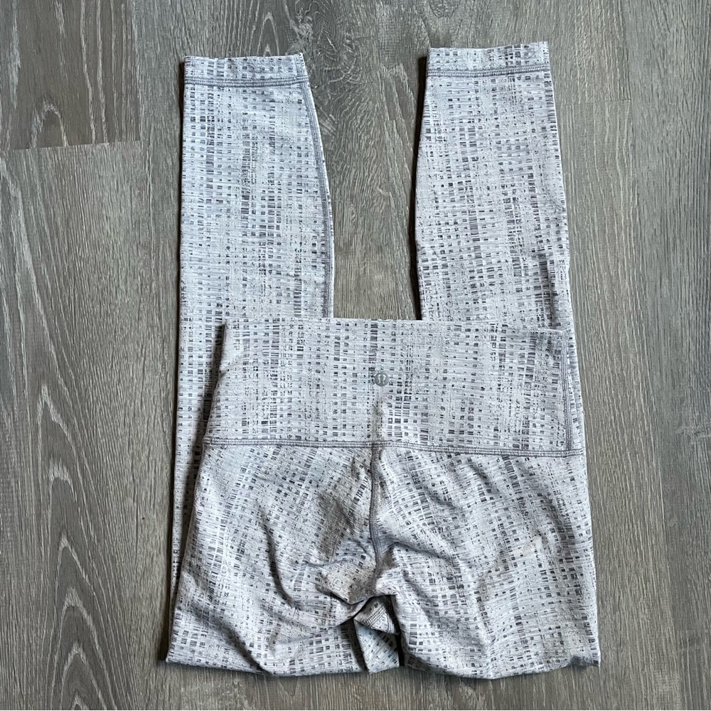 Lululemon Wunder Under High-Rise Leggings Women’s Size 6 - Picture 2 of 3